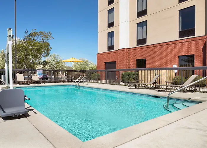 Hampton Inn Pell City