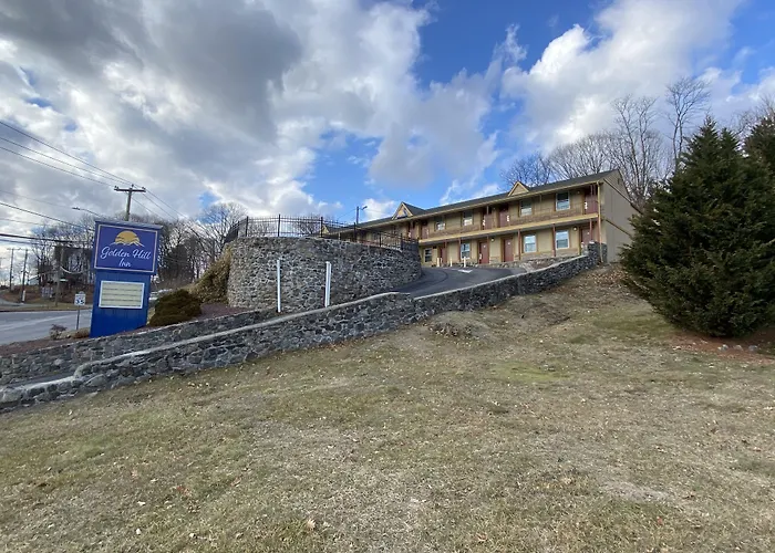 Golden Hill Inn-Danbury