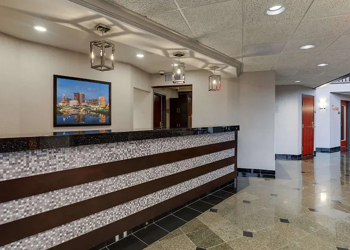 Mount Gilead Hotels