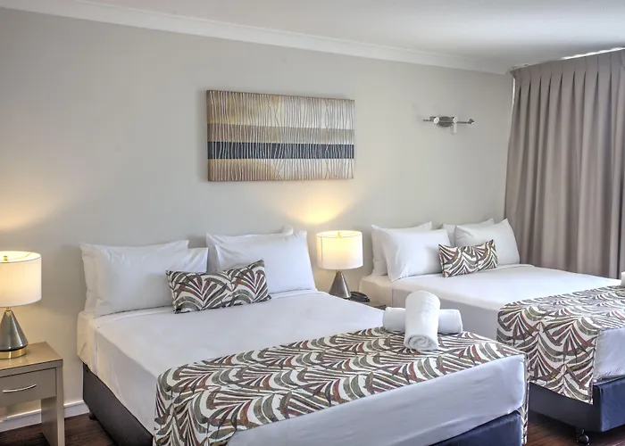 Cairns Plaza Hotel