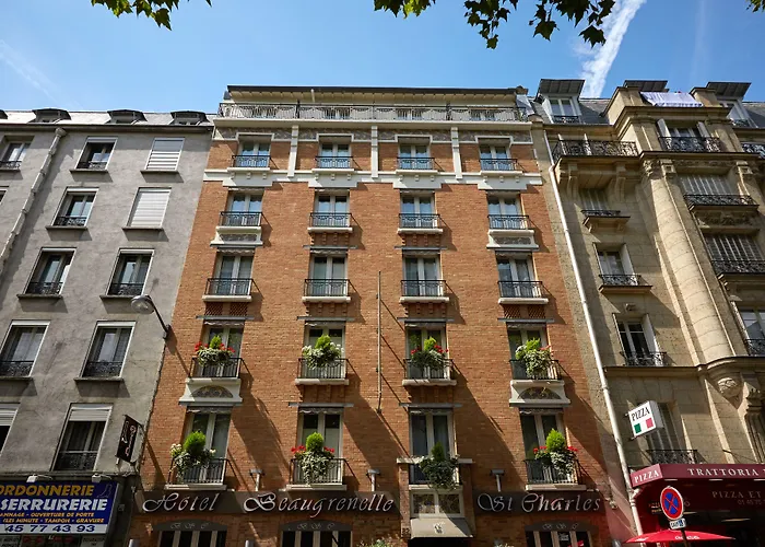Hotel Beaugrenelle St-Charles Tour Eiffel Paris