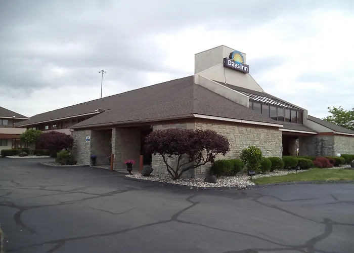 Maumee City Center Hotels