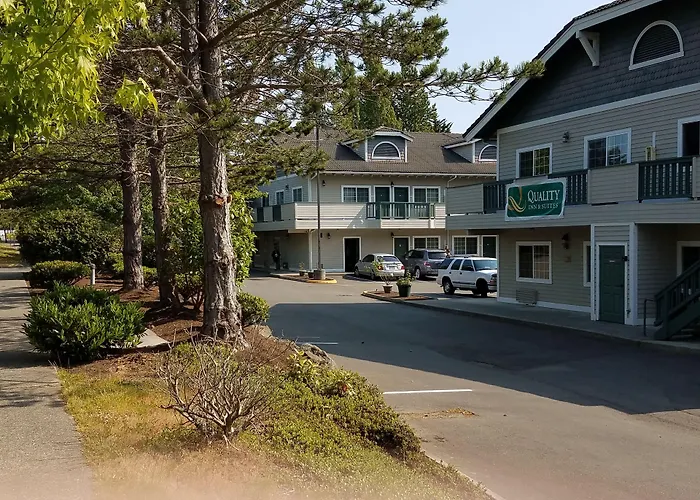 Quality Inn & Suites Bainbridge Island