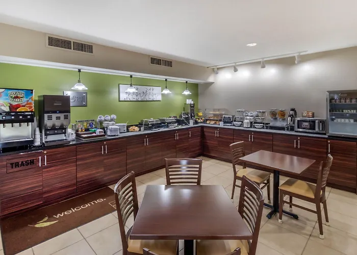 Allendale Hotels