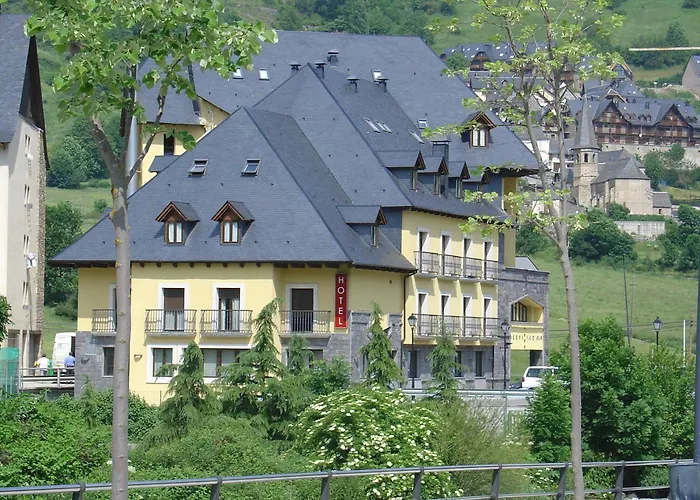 Hotel Spa Acevi Val D'Aran Vielha