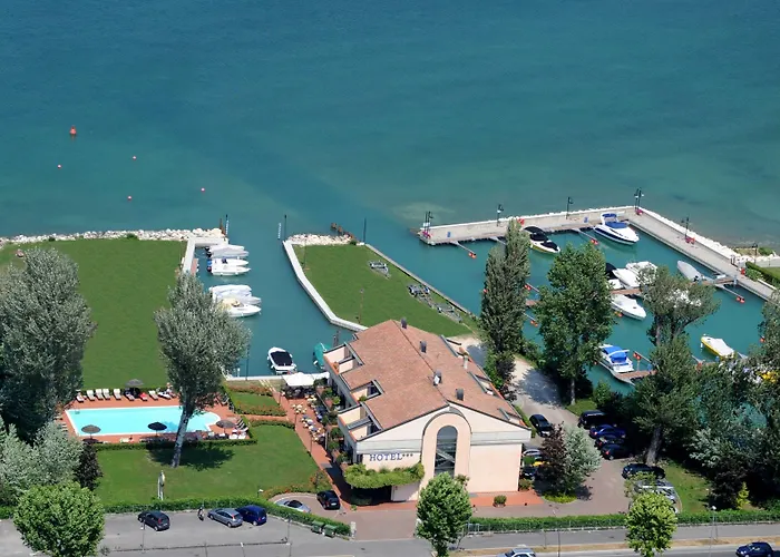 Yachting Hotel Mistral Sirmione