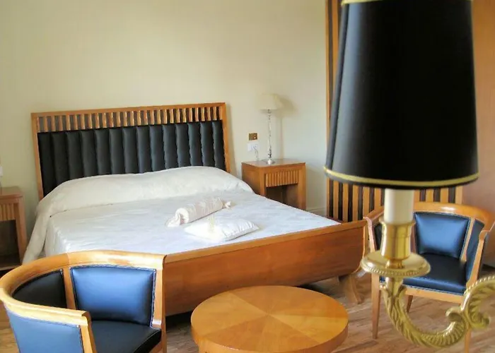 Hotel Certosa Padula