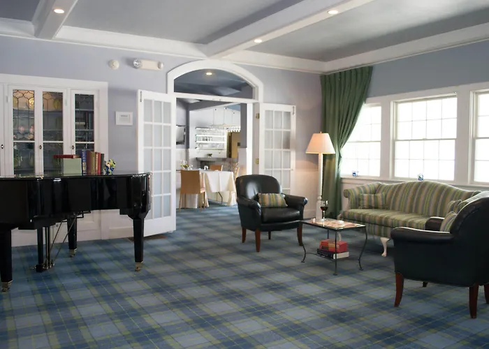 Breakwater Inn Kennebunkport