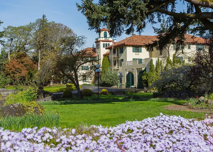 Columbia Gorge Hotel & Spa