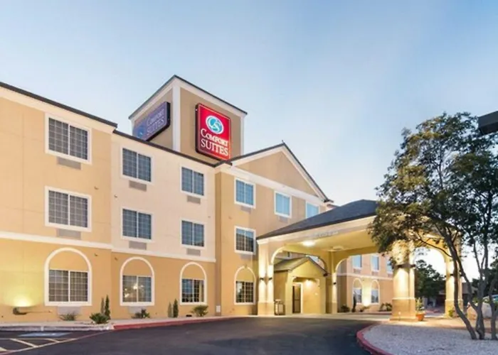 Comfort Suites Odessa Near University