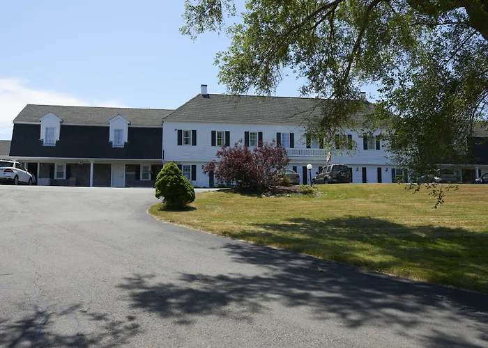 Sandwich Lodge & Resort