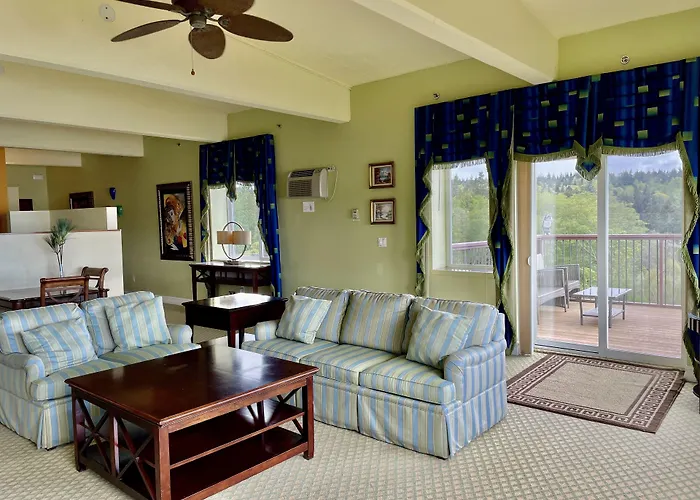 Port Hadlock-Irondale Hotels