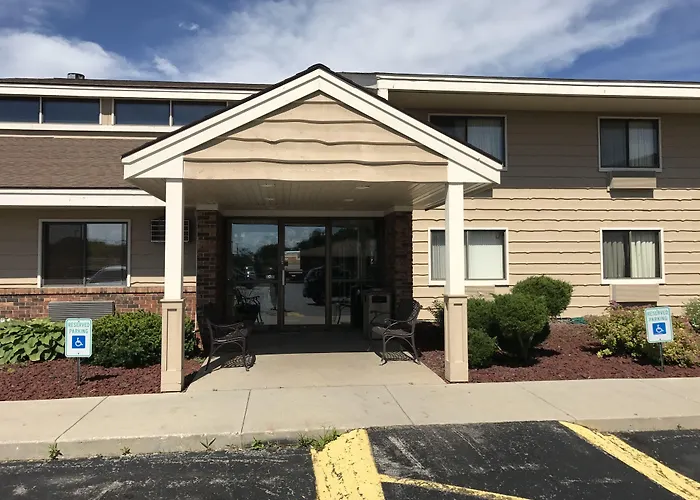 West Bend Hotels