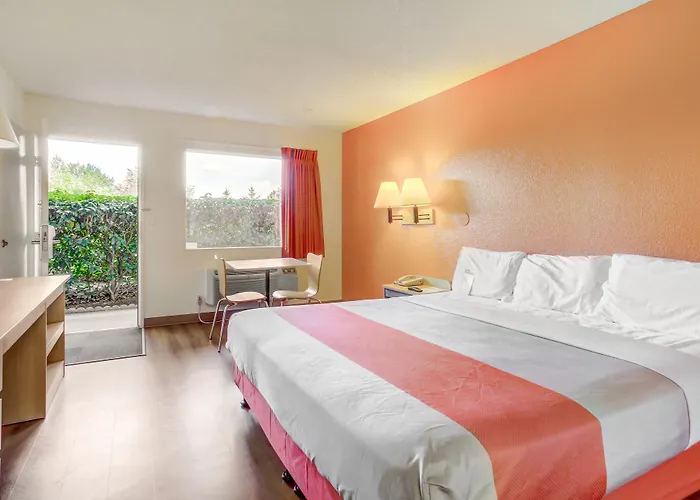 Motel 6-Medford, Or - North