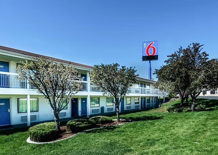 Sparks Hotels
