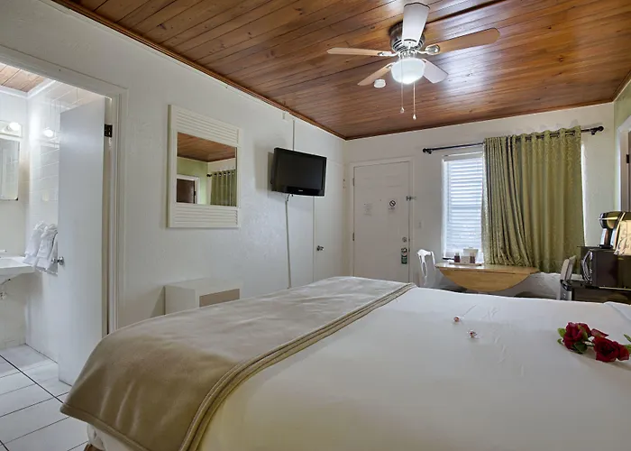 Island Breeze Inn - Venice