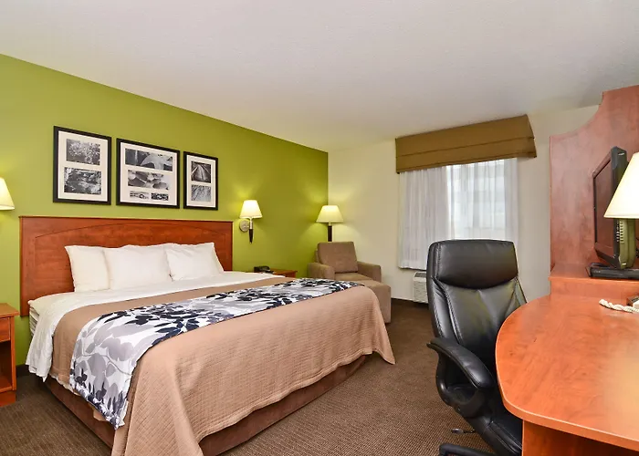 Sleep Inn & Suites Conference Center And Water Park Minot
