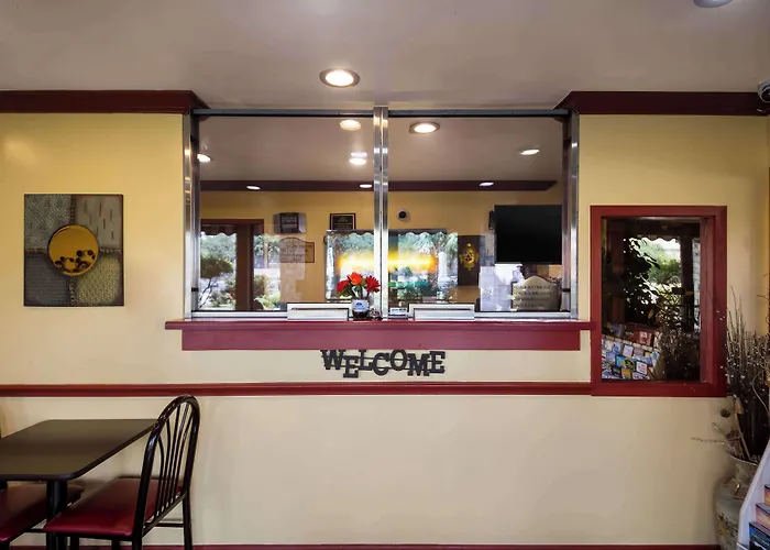 Americas Best Value Inn Buda