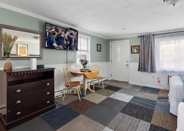 Ocean Inn On Nantasket Beach Hull