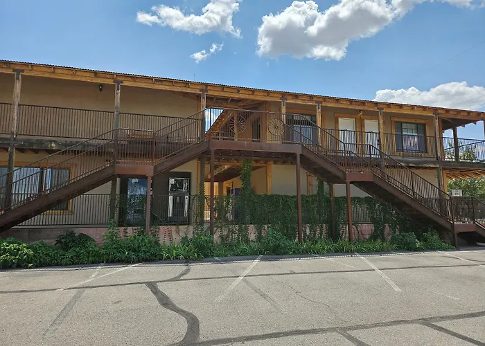 Tombstone Motel