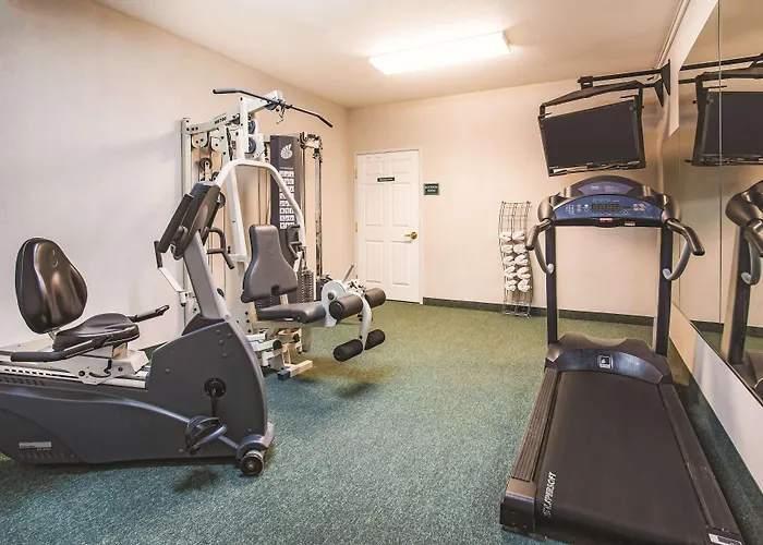 Fruita Hotels