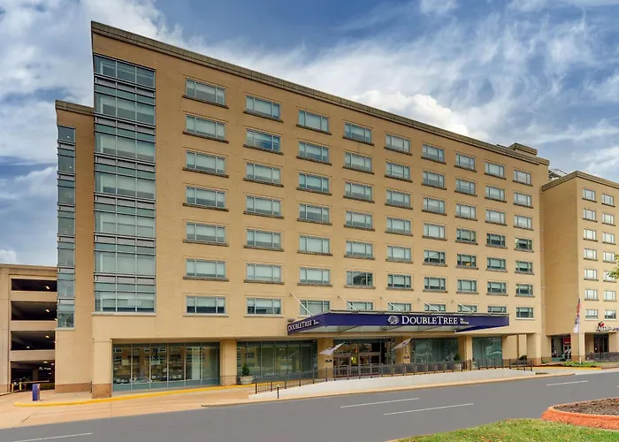 Doubletree By Hilton St. Louis Forest Park