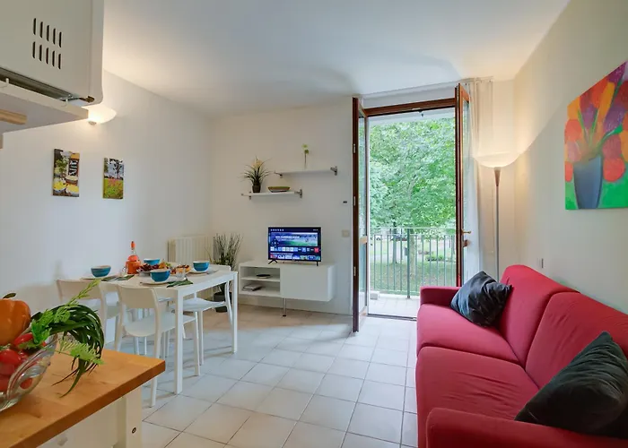 Budget Village Apartments - Porto Letizia Porlezza