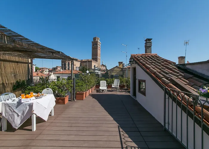 Hotel Pantalon Venice