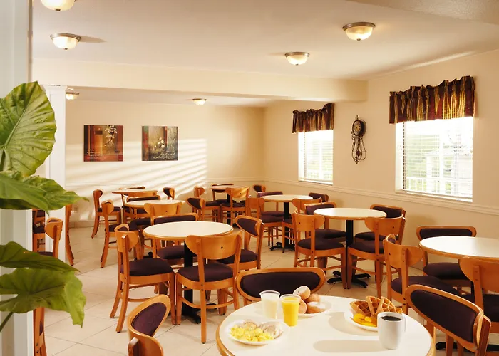 Whispering Hills Inn Branson