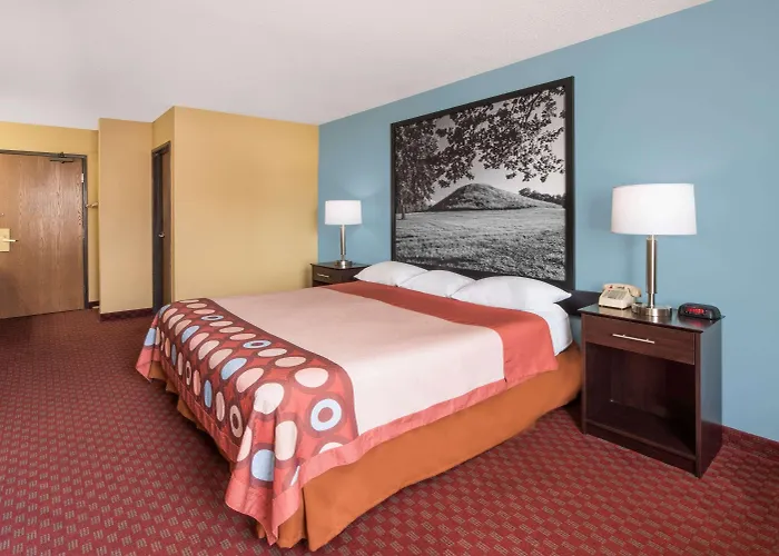 Troy Hotels