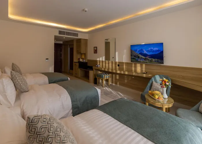 Petra Hotels