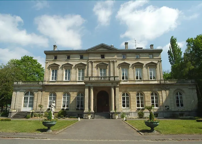 Cambrai Hotels