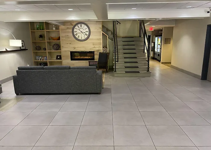 Cayce Hotels