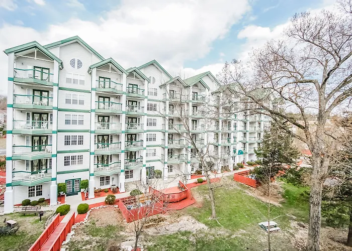 Surrey'S Carriage Place Resort Branson
