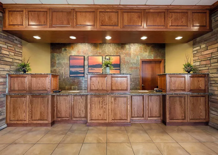 Best Western Plus Mid Nebraska Inn & Suites Kearney