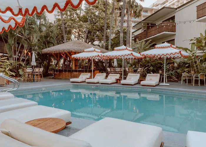 White Sands Hotel