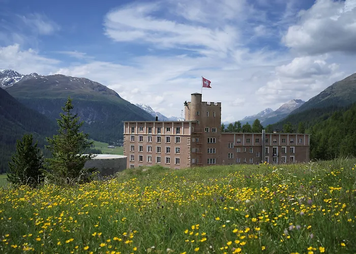 Hotels in Zuoz