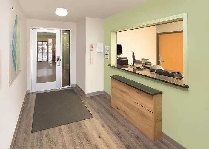 Woodspring Suites Bentonville