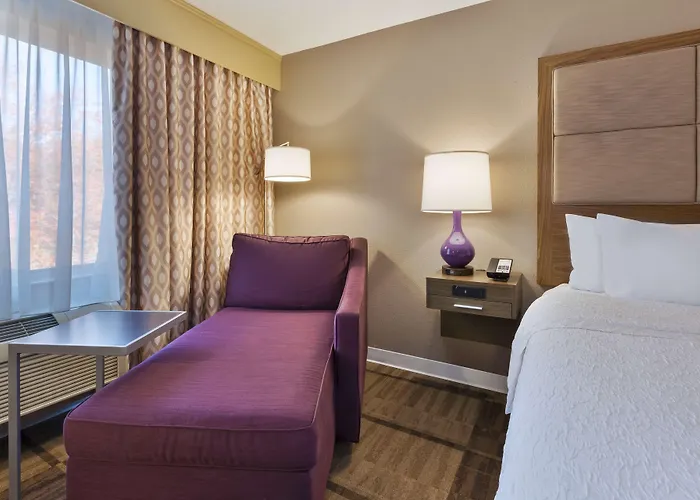 Hampton Inn Waterbury