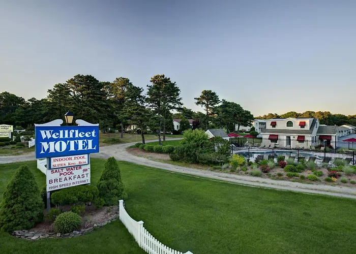 Wellfleet Motel & Lodge