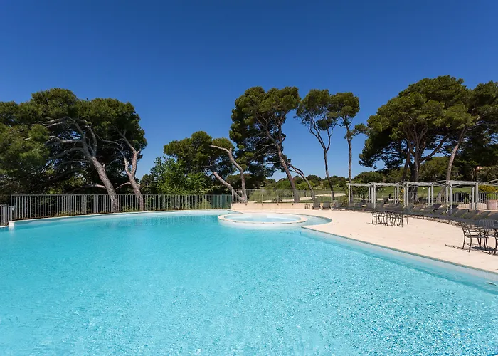 Madame Vacances Résidence Provence Country Club Saumane-de-Vaucluse