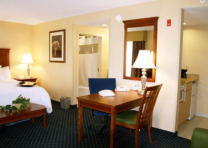 Hampton Inn And Suites Fredericksburg South