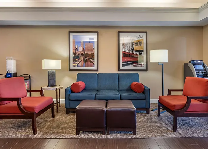 Comfort Inn & Suites Lawrenceburg