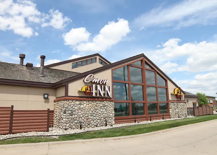 C'Mon Inn & Suites Fargo