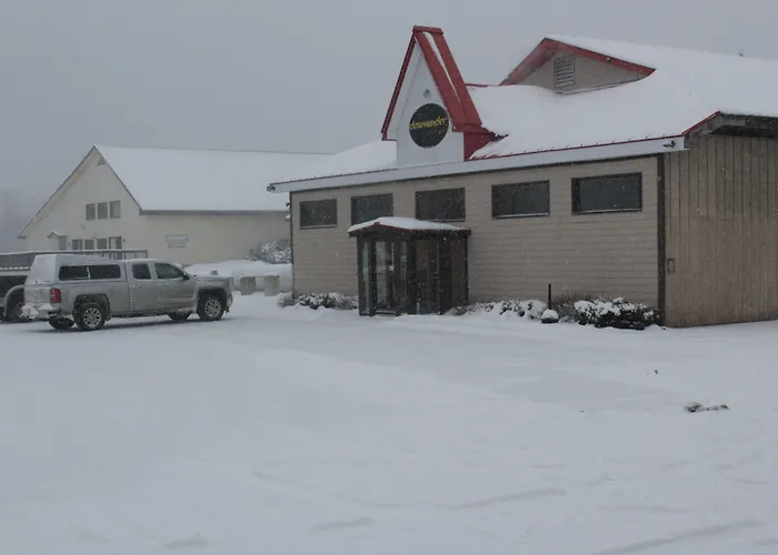 Houlton Hotels