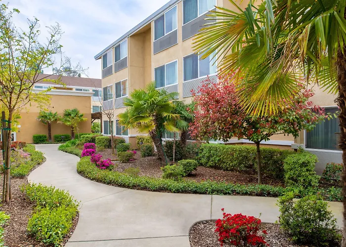 Courtyard By Marriott Sacramento Cal Expo Hotel
