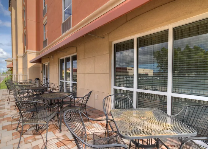 Hampton Inn & Suites Cape Coral / Fort Myers