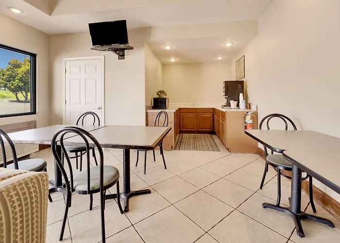 Days Inn Sandersville