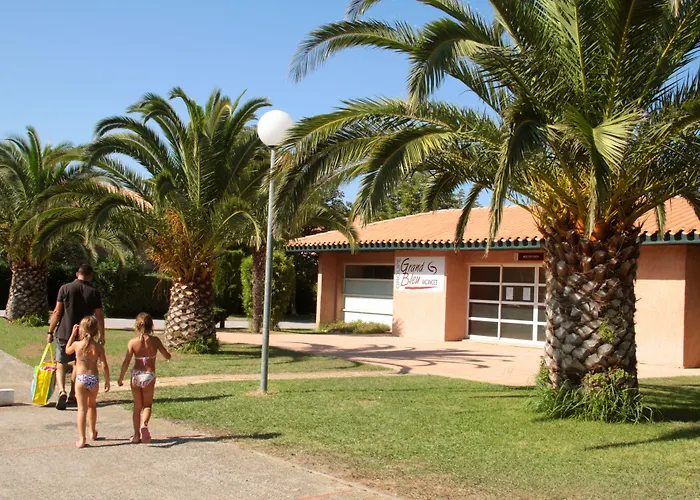 Lagrange Grand Bleu Vacances – Résidence Les Pierres de Jade Saint-Cyprien 