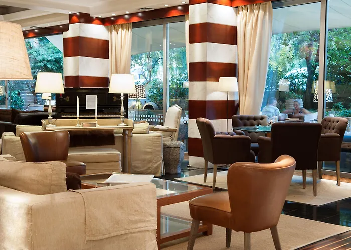 Seaview Cityscape Hotel